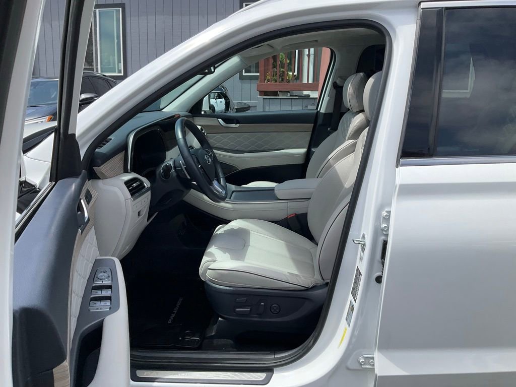 Used 2022 Hyundai Palisade Calligraphy w/ Winter Package FWD image 19