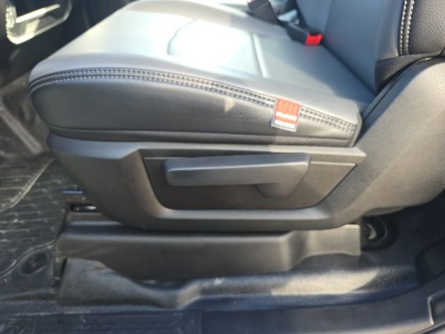 Used 2025 RAM 5500 Tradesman AWD/4WD image 9