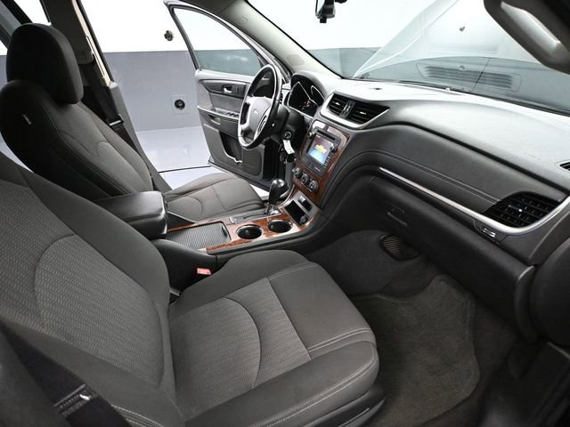 Used 2014 Chevrolet Traverse LT image 47