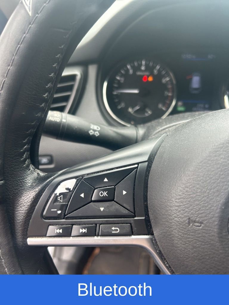 Used 2020 Nissan Rogue S w/ Special Edition Package image 10