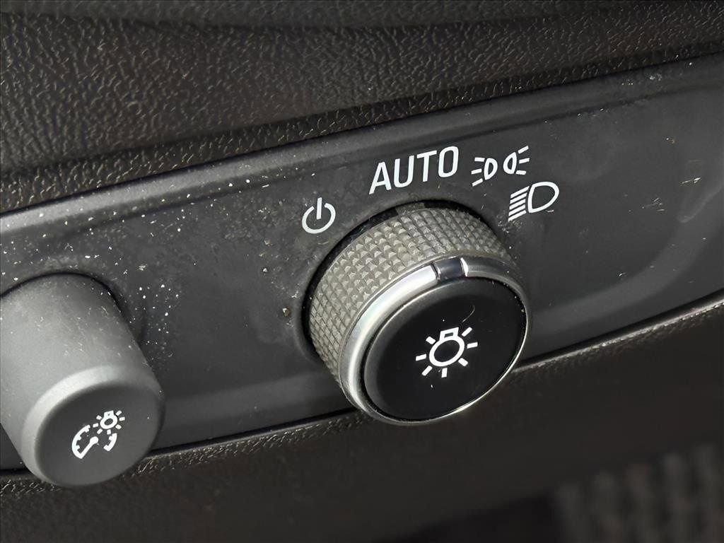 Certified 2024 Chevrolet Equinox RS image 23