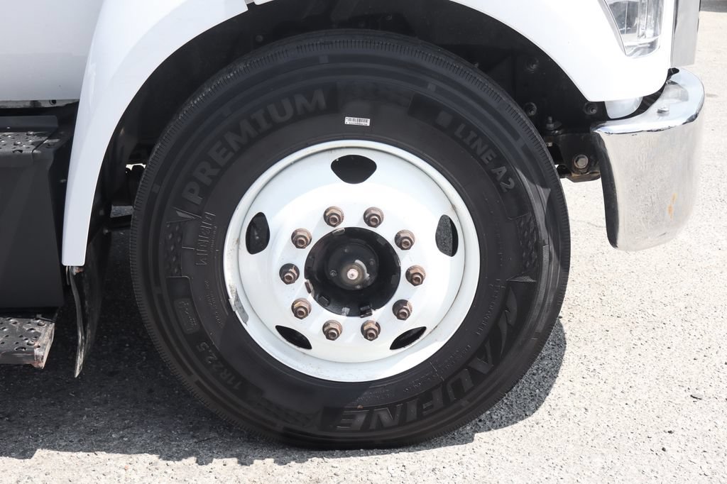 Used 2023 Ford F650 2WD Crew Cab Super Duty image 37