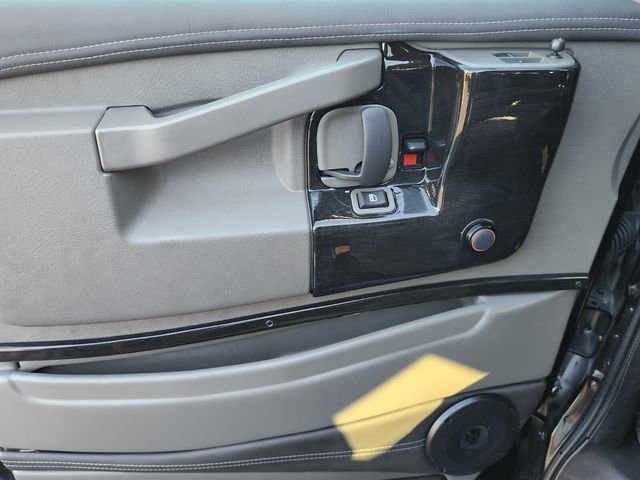 New 2025 Chevrolet Express 2500 Extended w/ Driver Convenience Package image 21