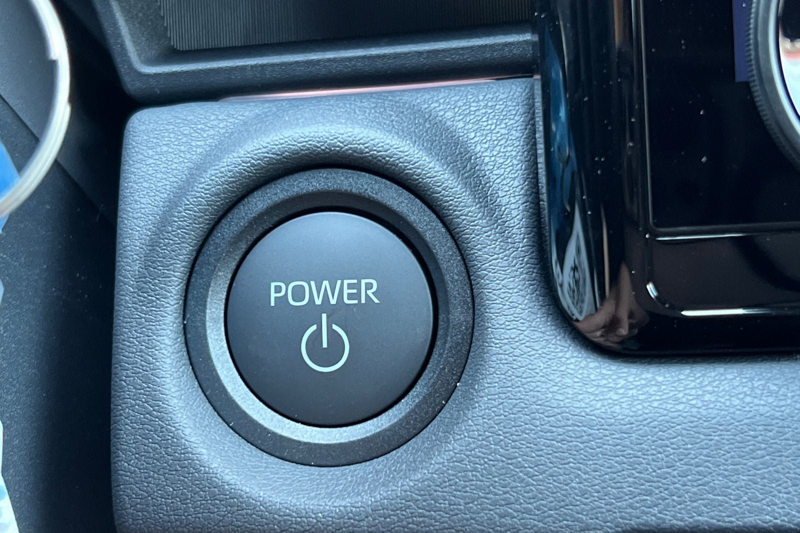 New 2026 Toyota C-HR AWD/4WD image 23