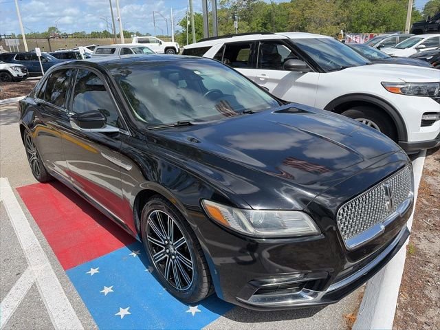 Used 2017 Lincoln Continental Reserve w/ Climate Package image 2