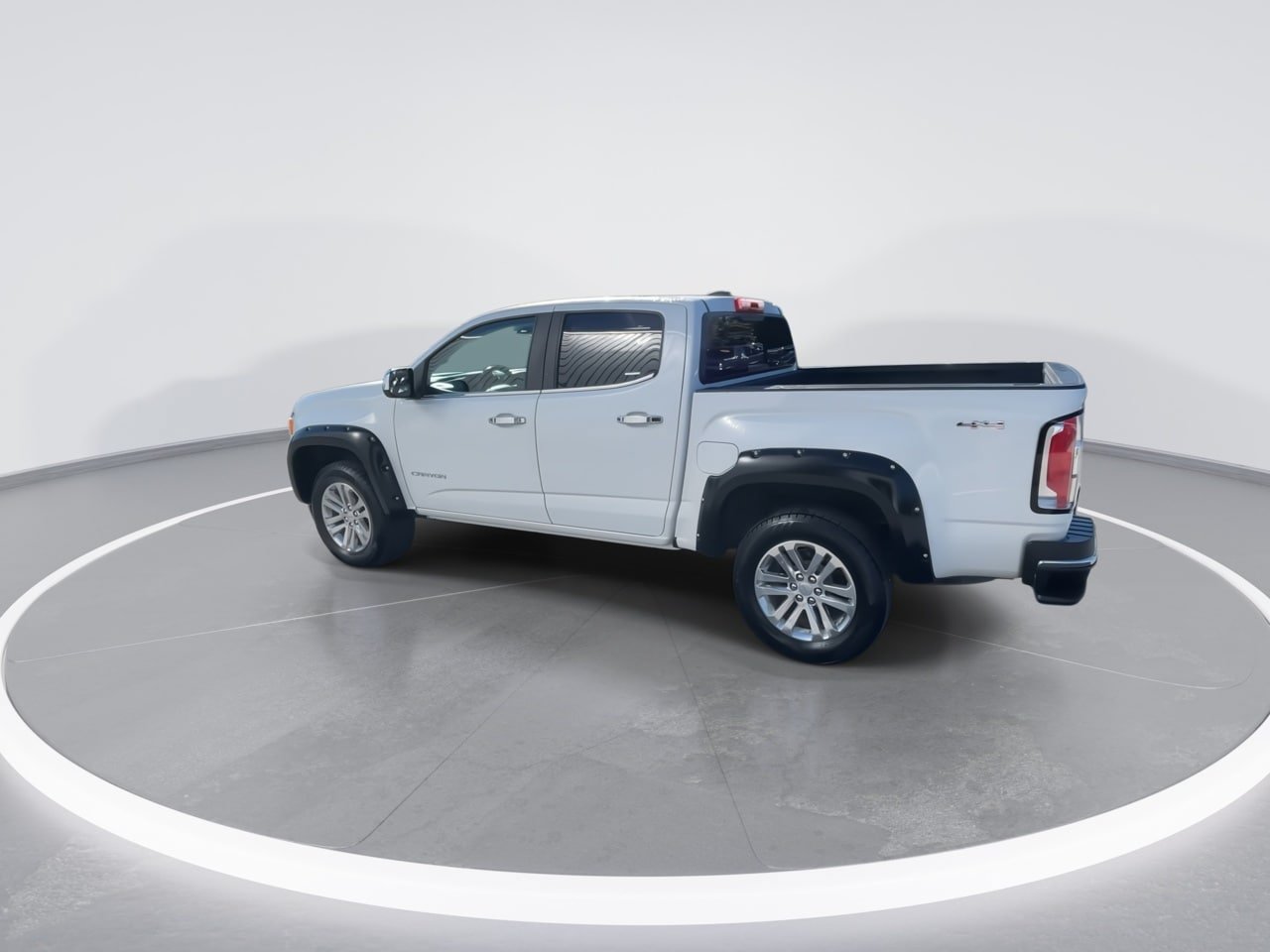 Used 2018 GMC Canyon SLT w/ Driver Alert Package AWD/4WD image 12