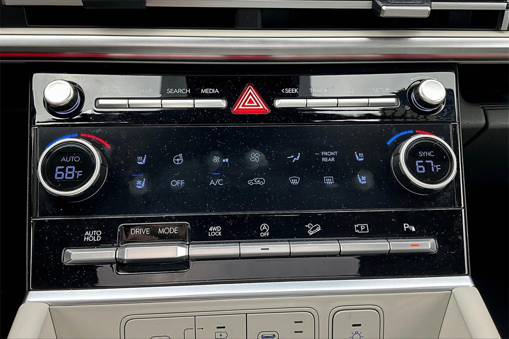 Used 2025 Hyundai Santa Fe Limited image 32