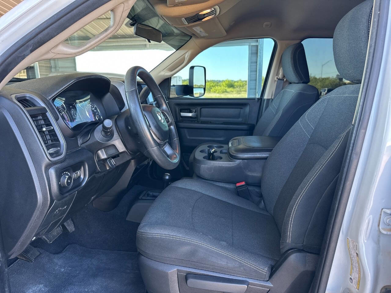 Used 2019 RAM 3500 Tradesman AWD/4WD image 9