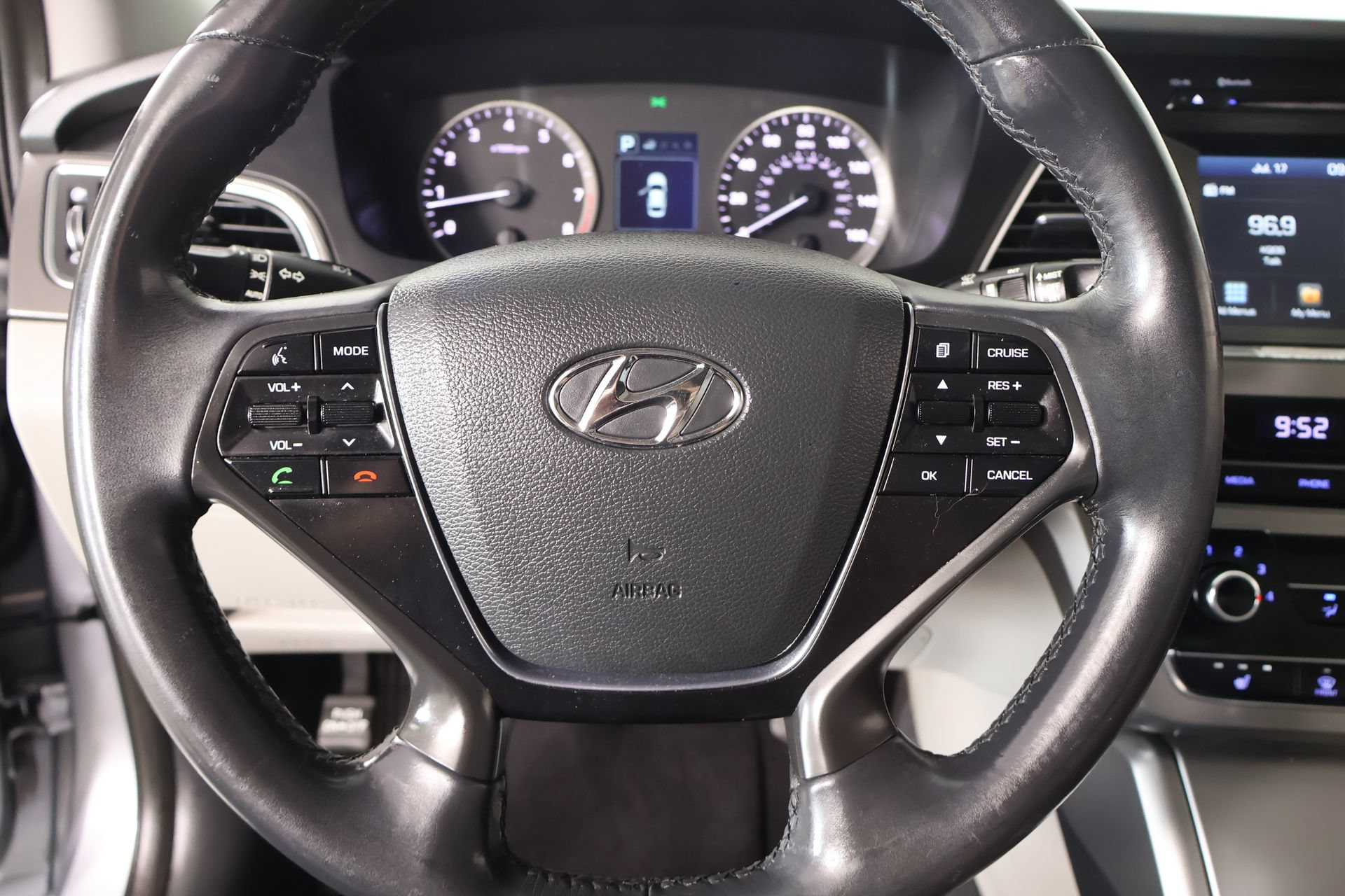 Used 2017 Hyundai Sonata Sport w/ Value Edition Package 02 FWD image 3
