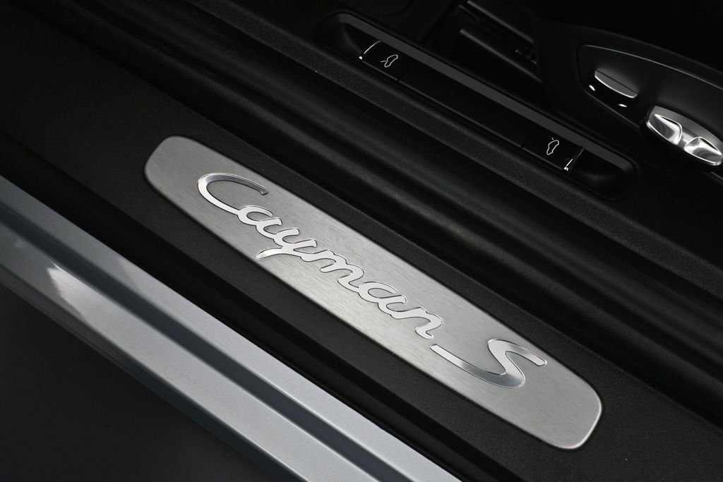 Certified 2016 Porsche Cayman S RWD image 24