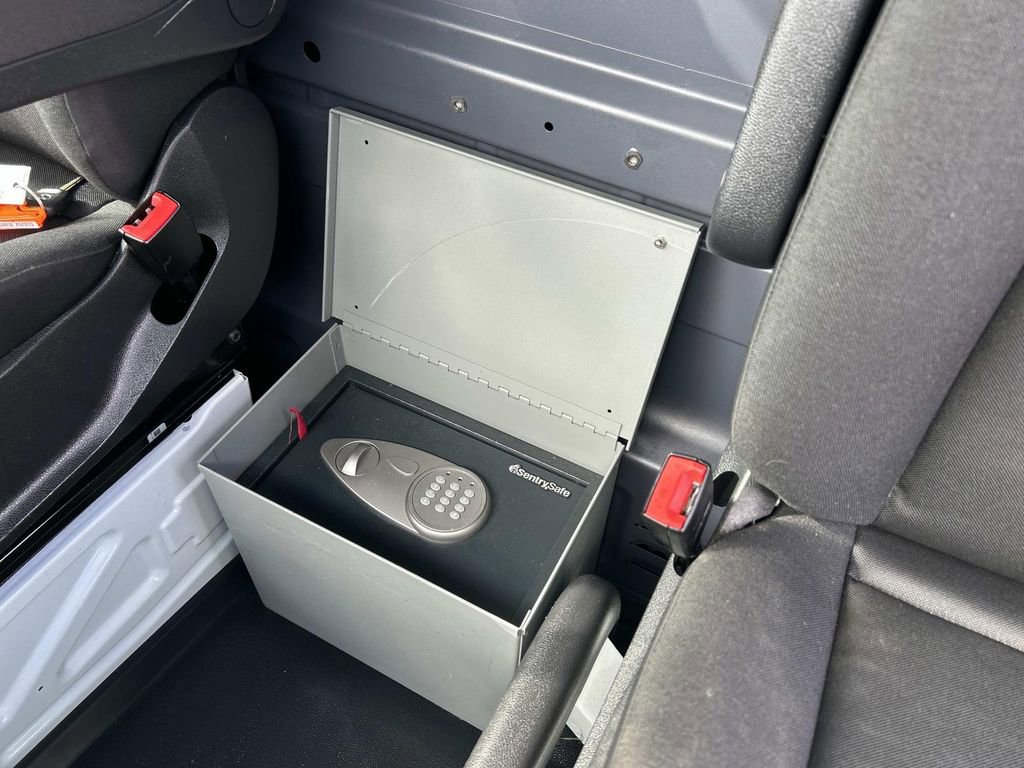 Used 2022 Mercedes-Benz Sprinter 1500 image 21