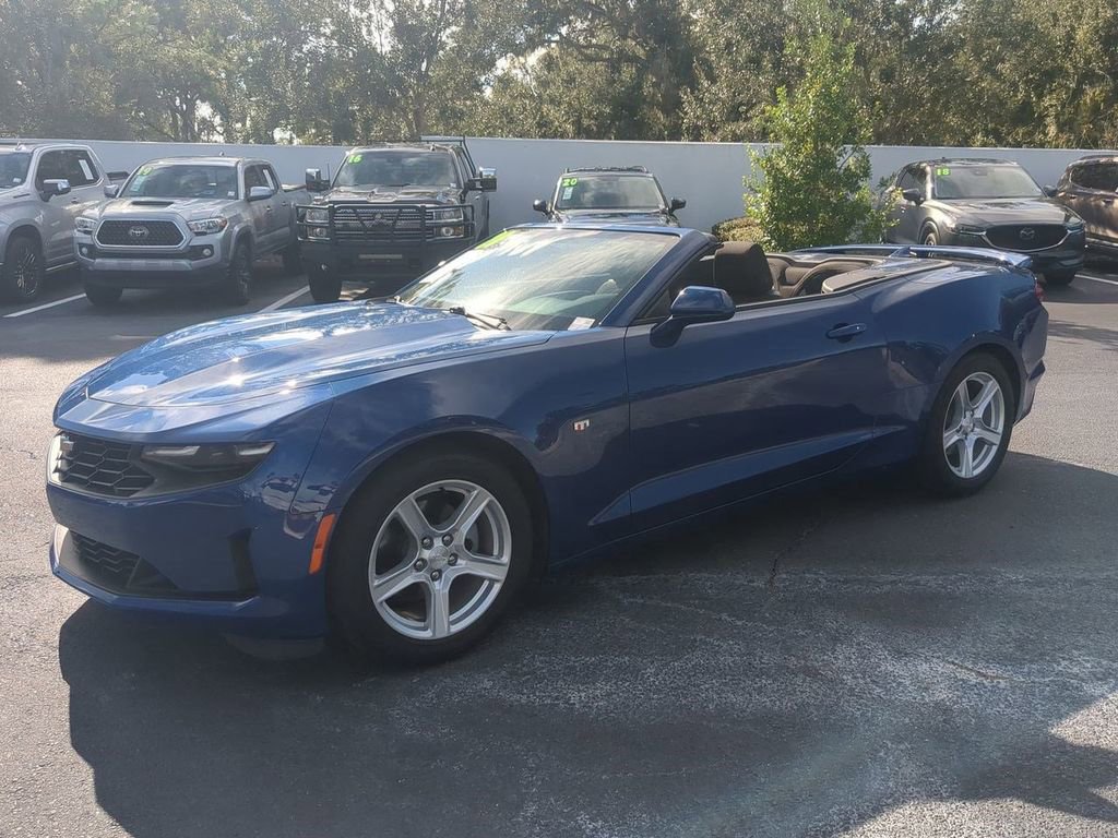 Used 2020 Chevrolet Camaro LT image 10