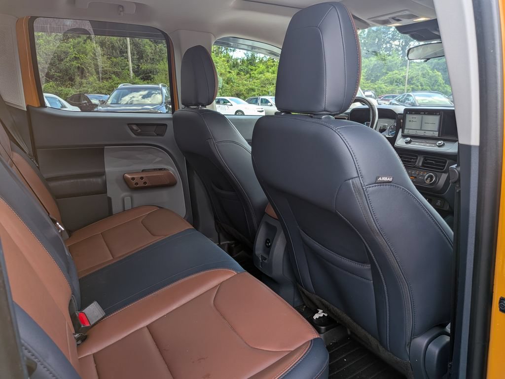 Used 2022 Ford Maverick Lariat FWD image 27