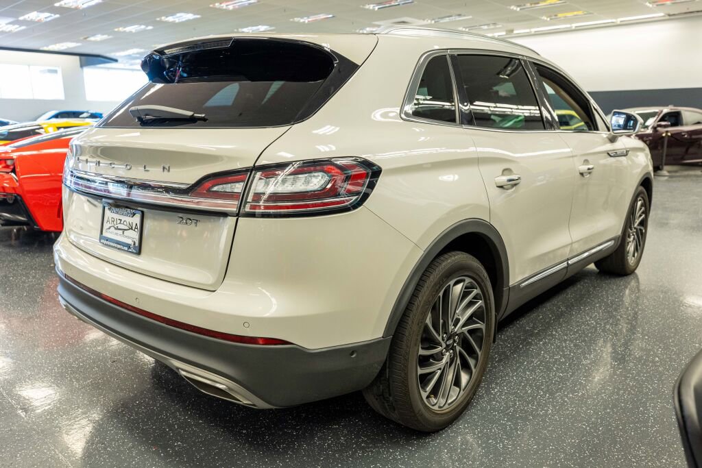 Used 2020 Lincoln Nautilus Reserve image 6