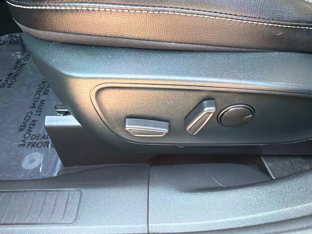 Used 2022 Ford Escape SEL w/ Technology Package FWD image 20