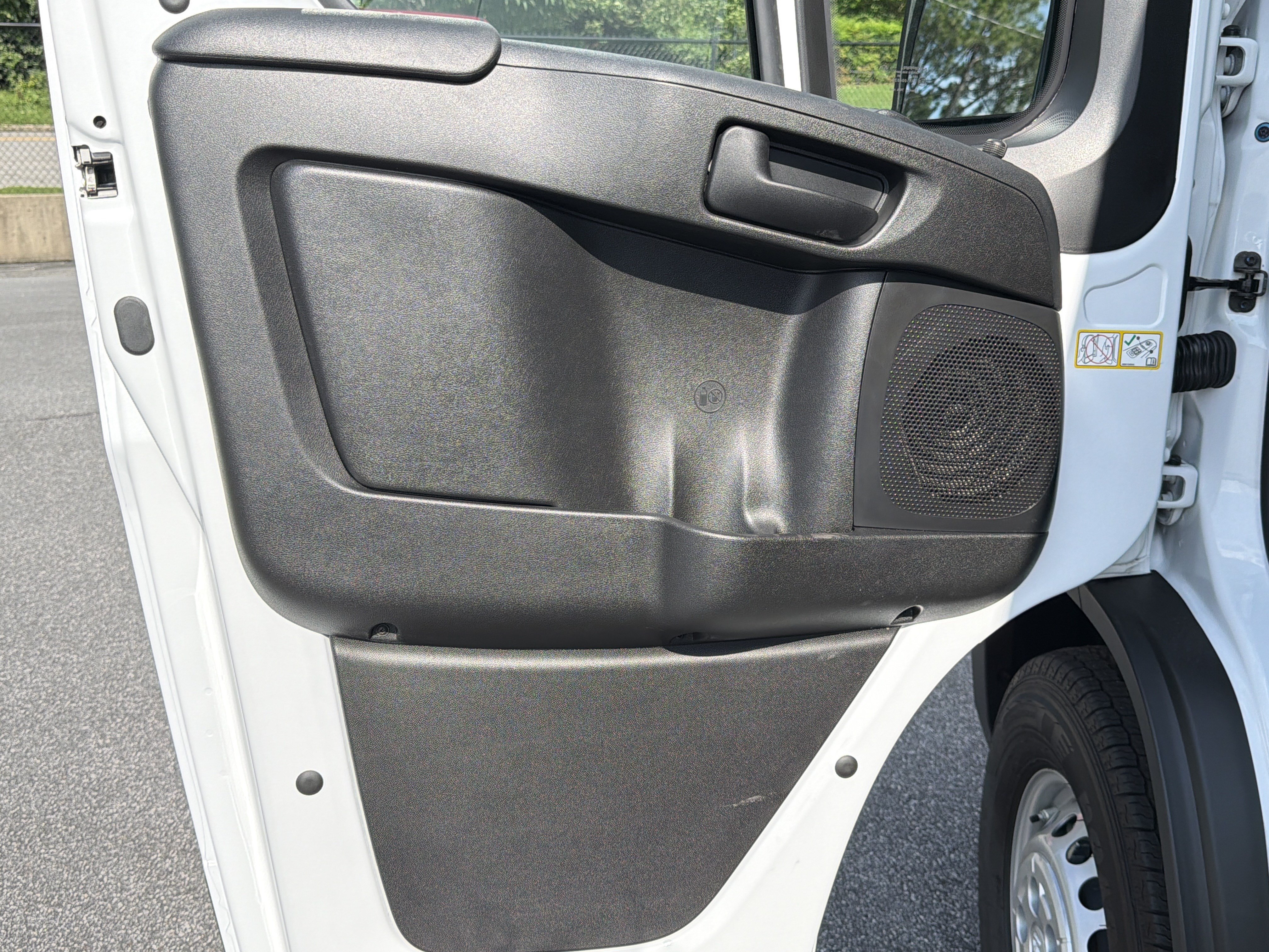 New 2026 RAM ProMaster 1500 w/ Safety Group FWD image 12