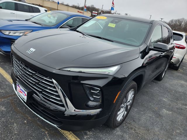 Used 2025 Buick Enclave Preferred image 1