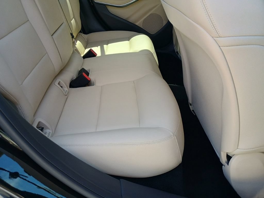 Used 2019 Mercedes-Benz GLA 250 image 17