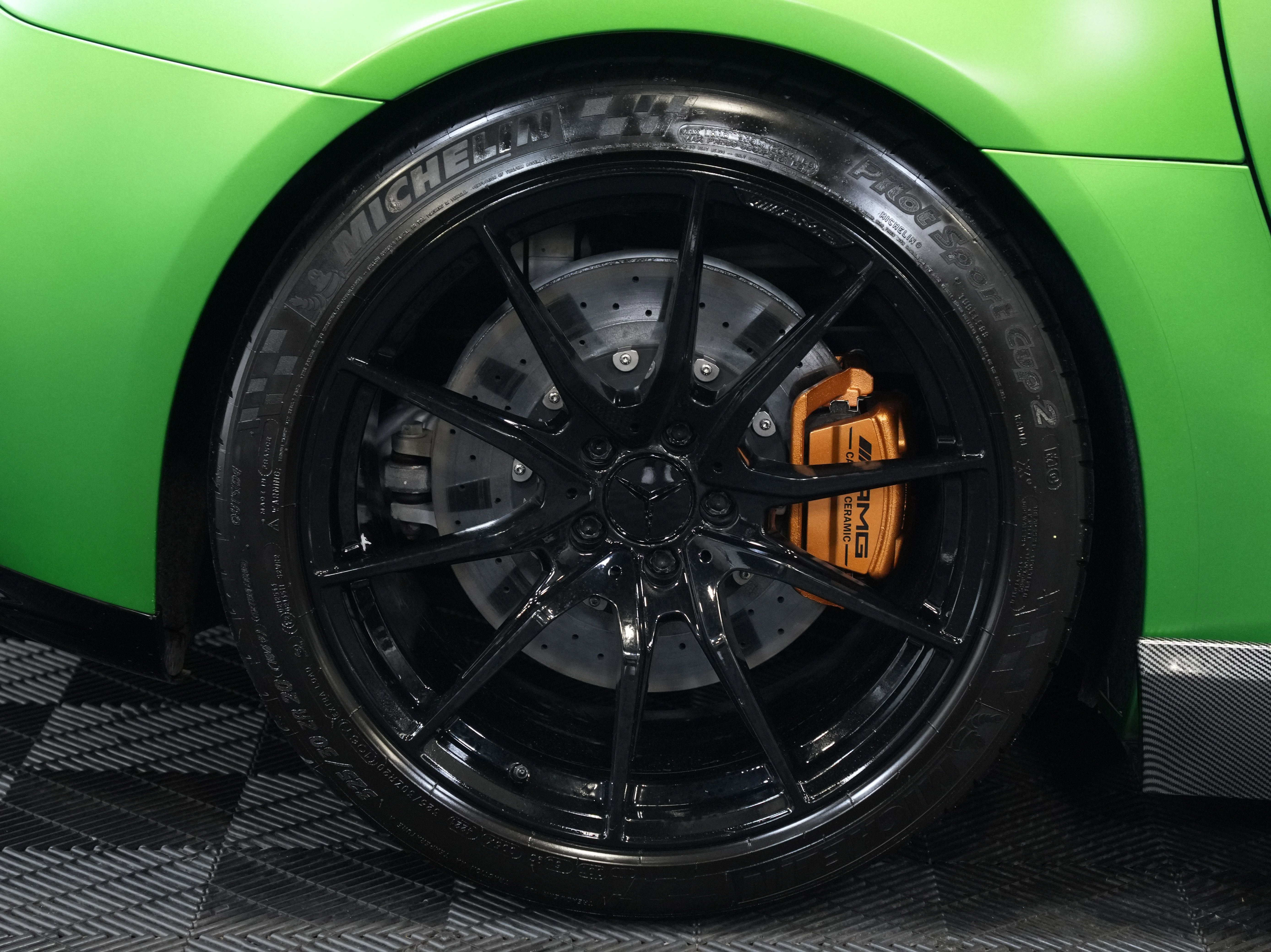 Used 2018 Mercedes-Benz AMG GT R image 53