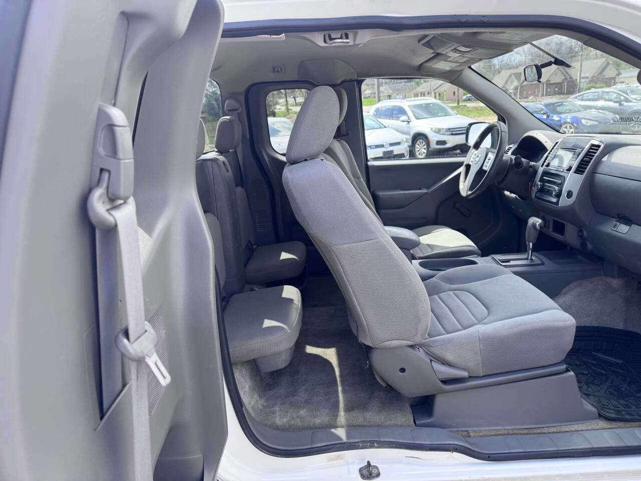Used 2018 Nissan Frontier S RWD image 17