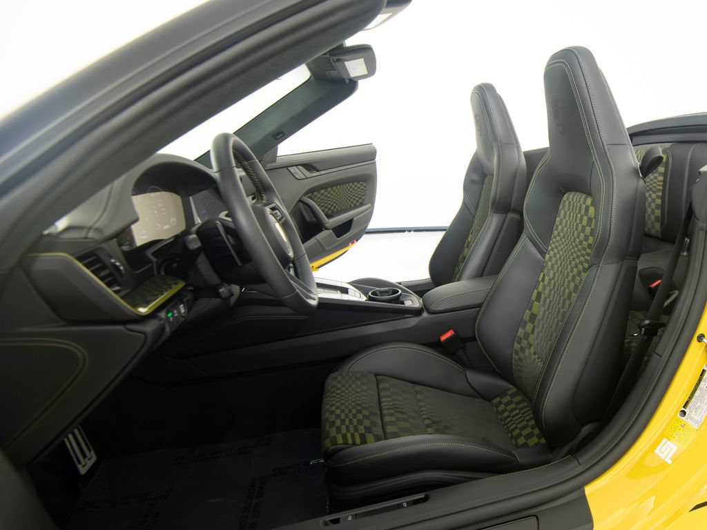 Certified 2026 Porsche 911 Carrera GTS RWD image 16