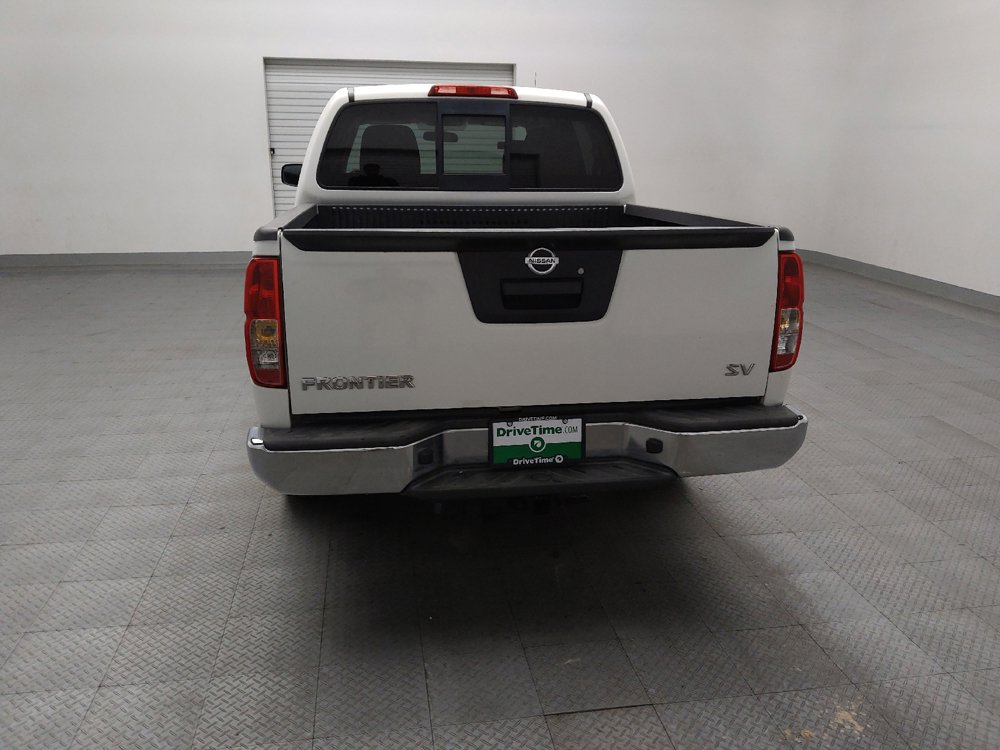 Used 2018 Nissan Frontier SV RWD image 6