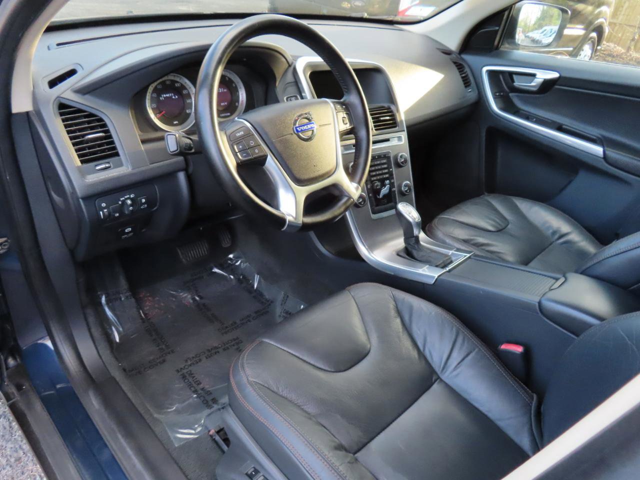 Used 2013 Volvo XC60 T6 image 5