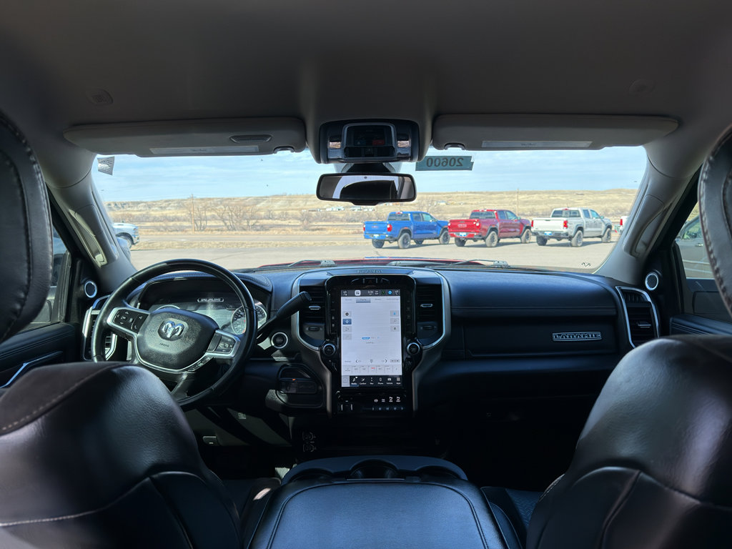 Used 2024 RAM 3500 Laramie image 30