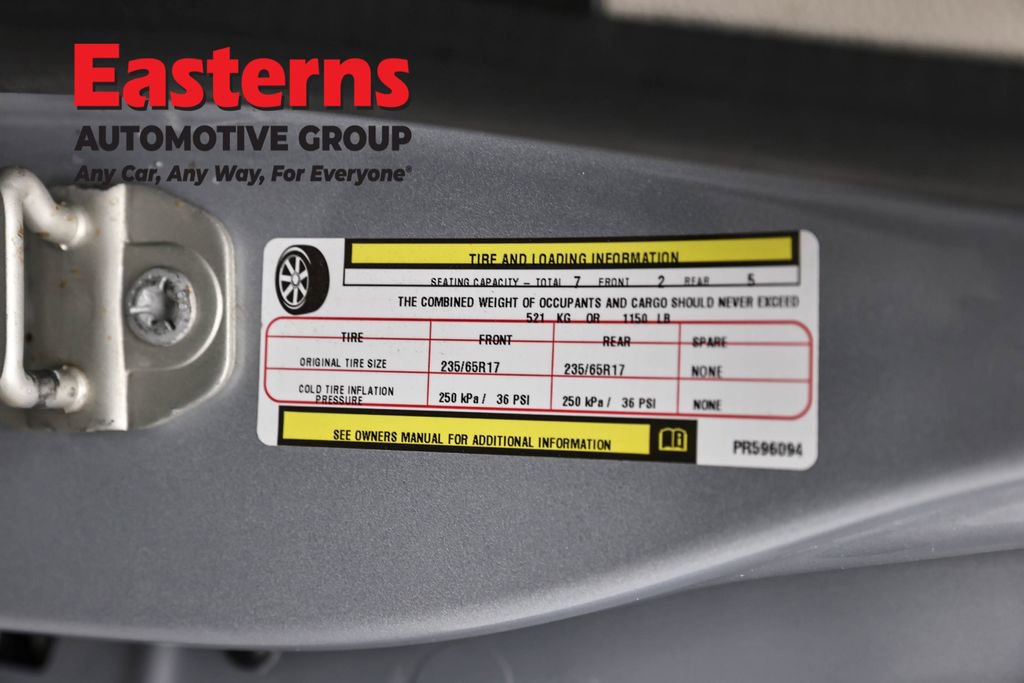 Used 2023 Chrysler Voyager LX FWD image 35