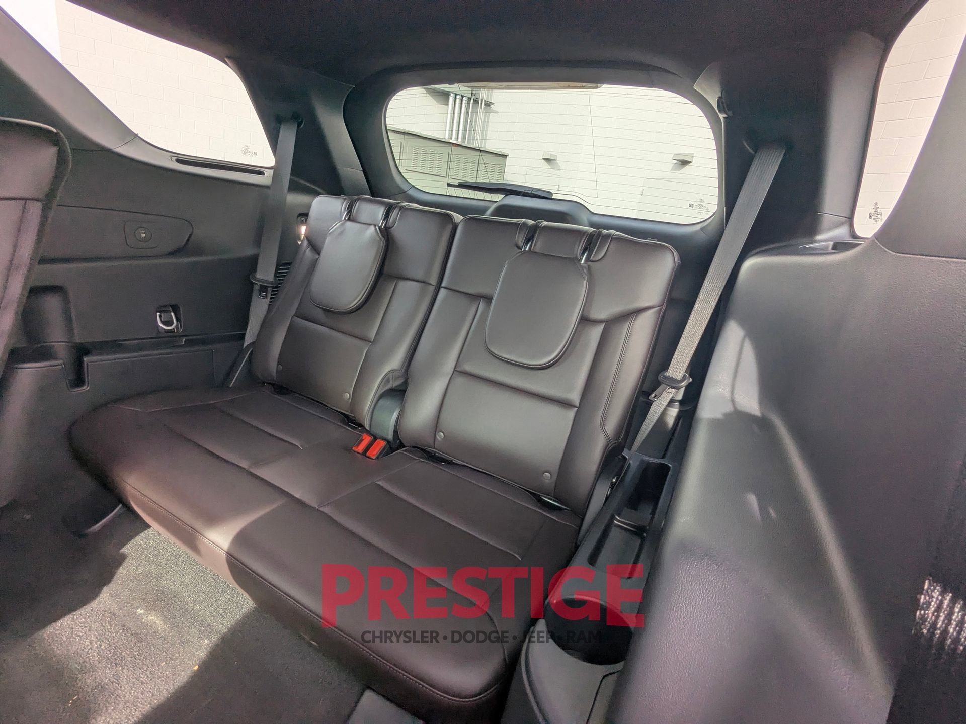 Used 2025 Ford Explorer Platinum w/ Ultimate Package image 31