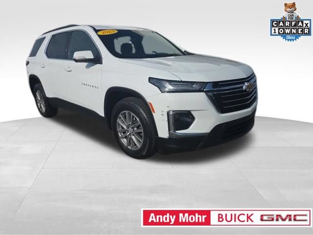 Used 2023 Chevrolet Traverse LT FWD image 2