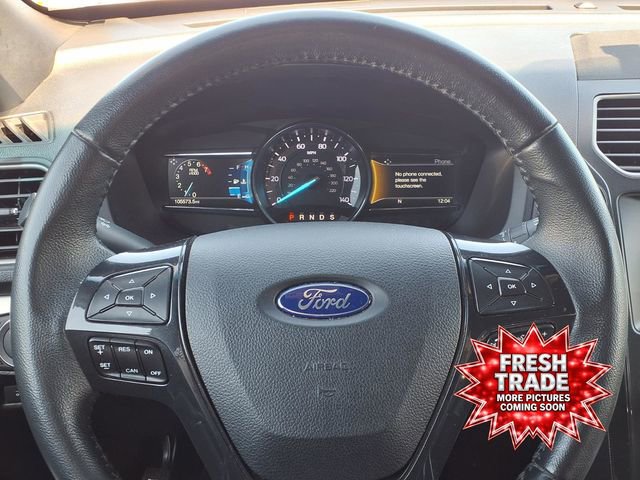 Used 2018 Ford Explorer XLT w/ Equipment Group 202A FWD image 15