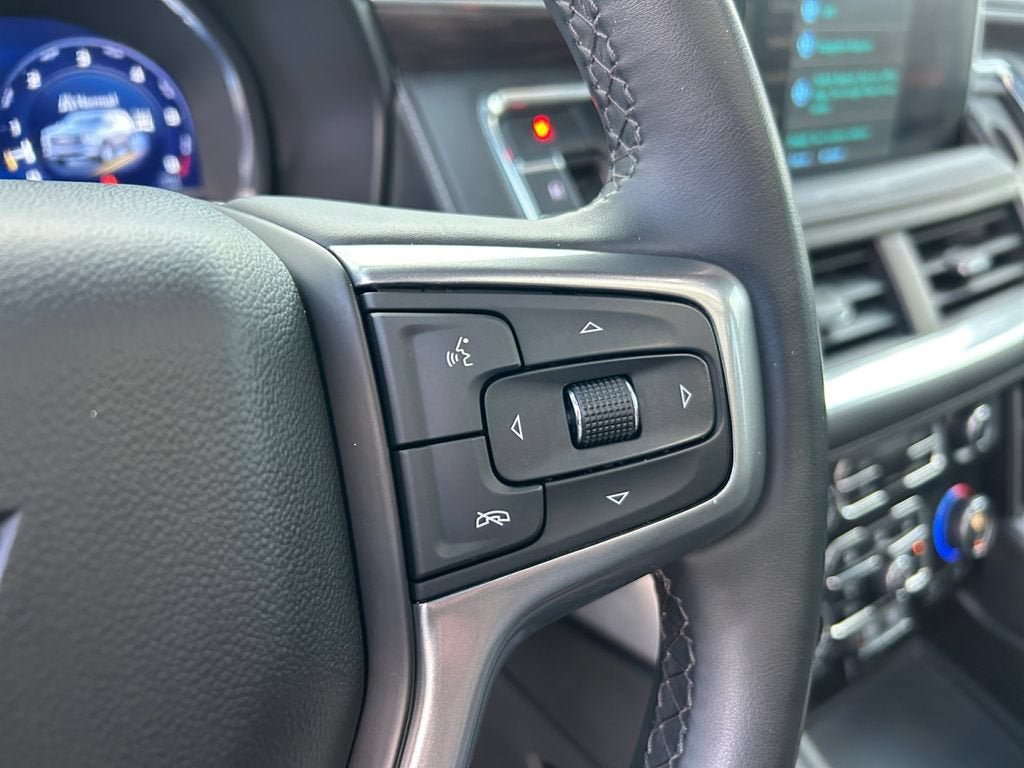 Used 2023 Chevrolet Tahoe Z71 w/ Z71 Off-Road Package AWD/4WD image 18