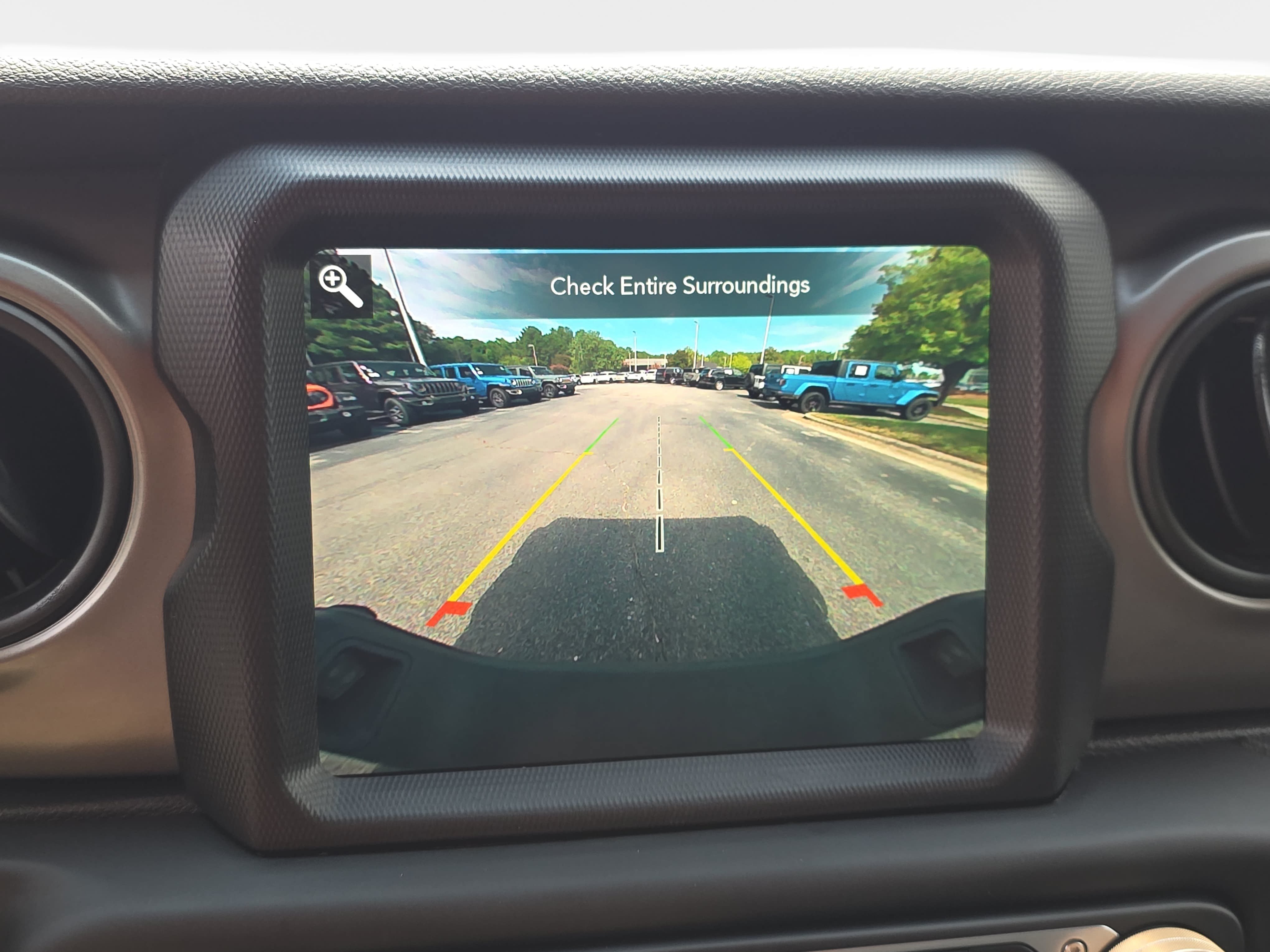 Certified 2021 Jeep Gladiator Sport AWD/4WD image 20