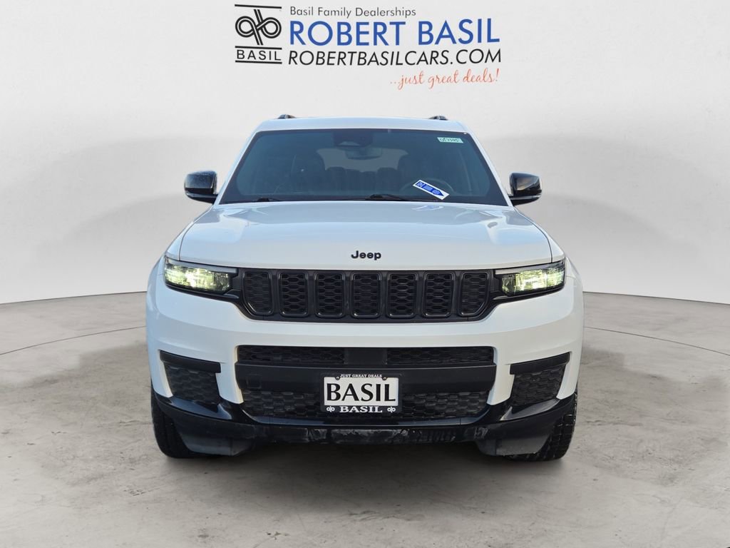 Used 2023 Jeep Grand Cherokee L Laredo image 8