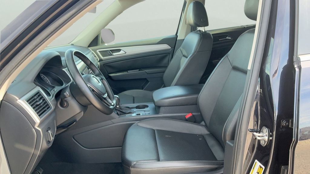 Used 2019 Volkswagen Atlas SE w/ Towing Package image 18