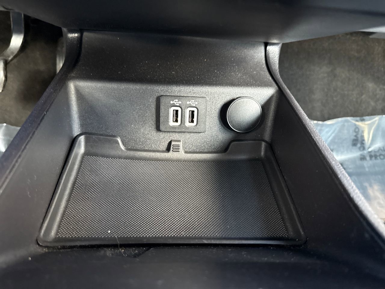 Used 2019 Ford Fusion Energi Titanium image 23