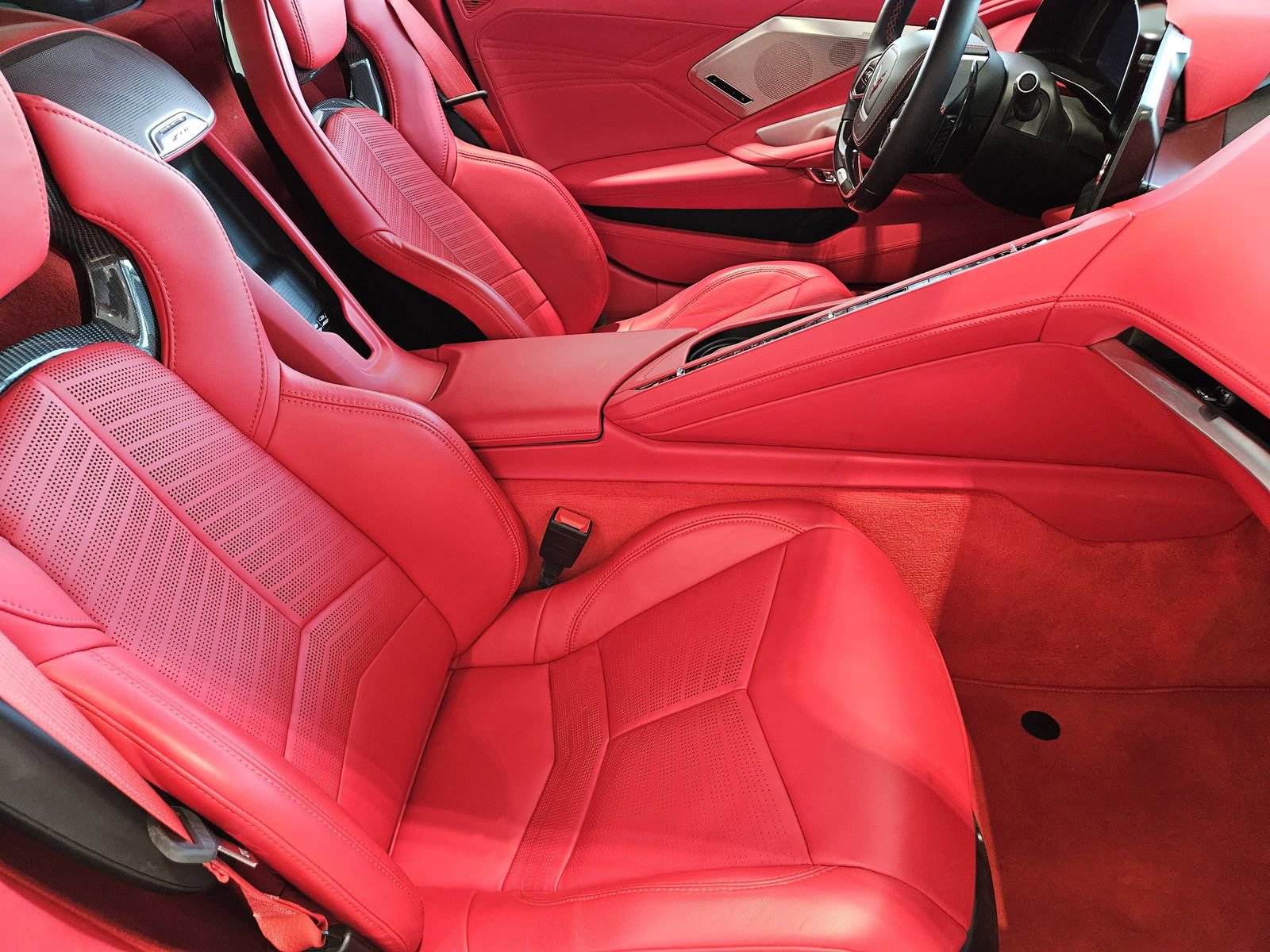 Used 2024 Chevrolet Corvette Z06 w/ Battery Protection Package image 18