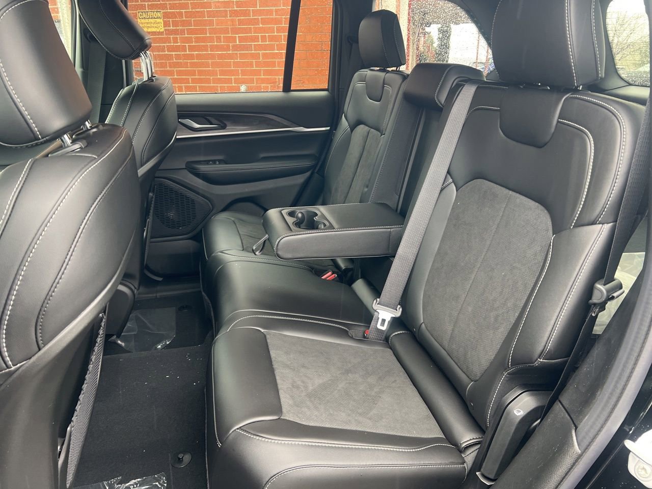 New 2026 Jeep Grand Cherokee Altitude image 17