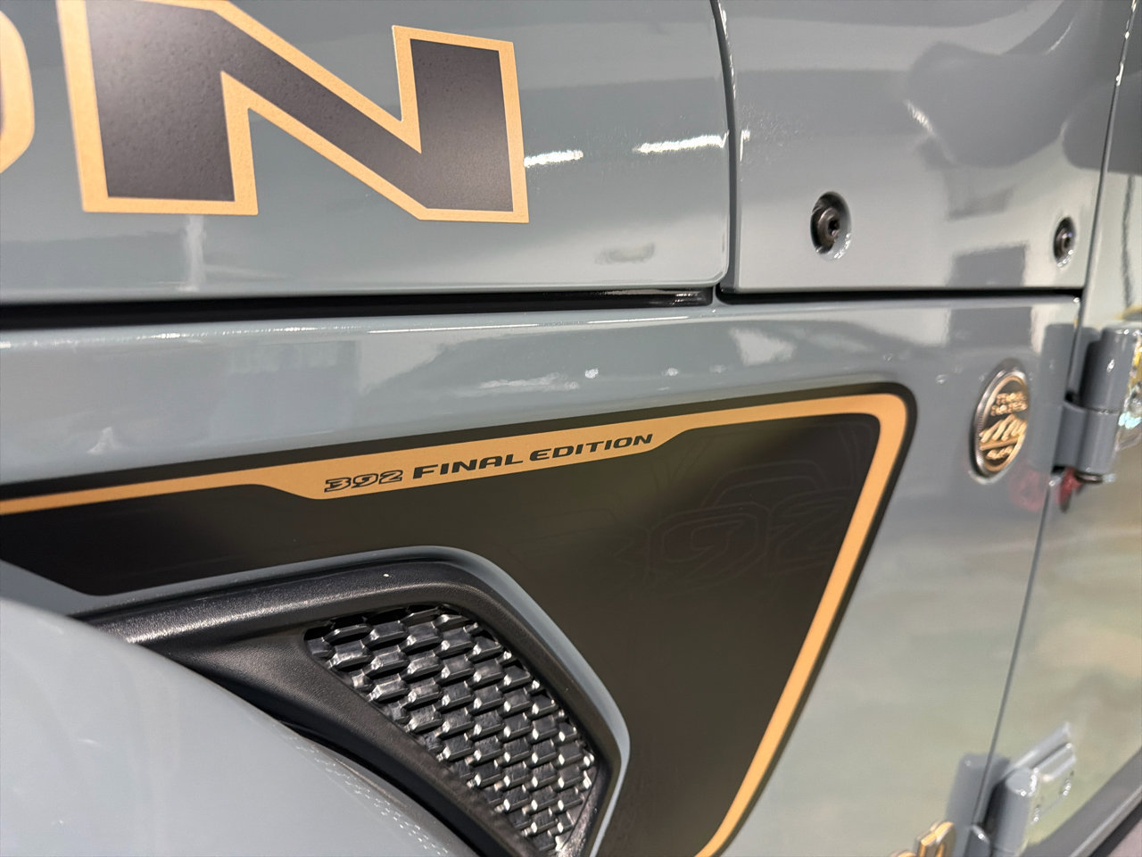 Used 2025 Jeep Wrangler Rubicon 392 image 14