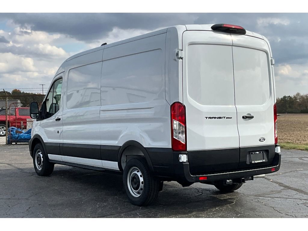 New 2026 Ford Transit 250 148 Medium Roof w/ Load Area Protection Package image 32