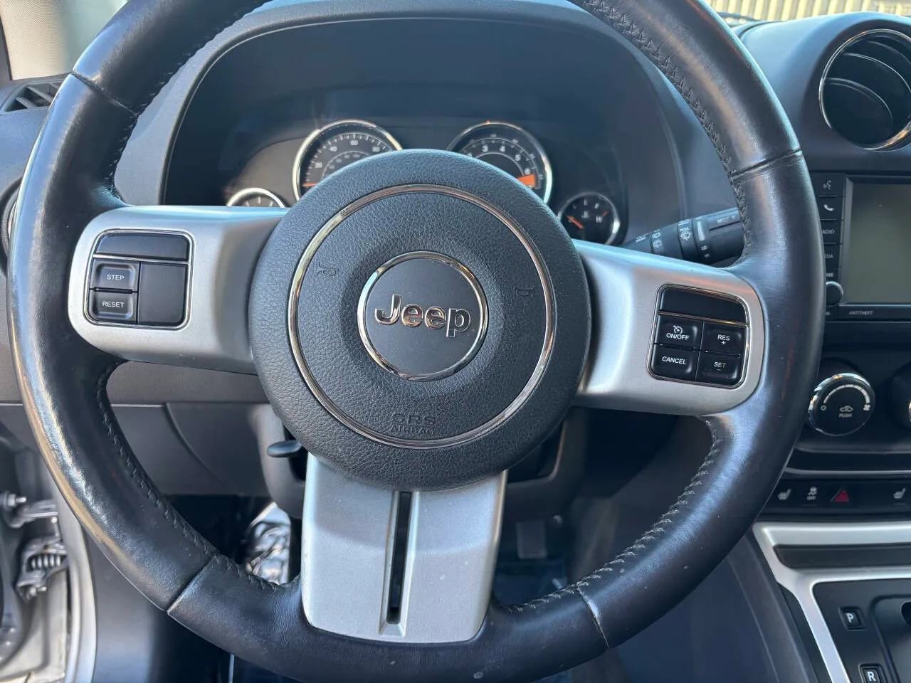 Used 2016 Jeep Compass High Altitude image 12