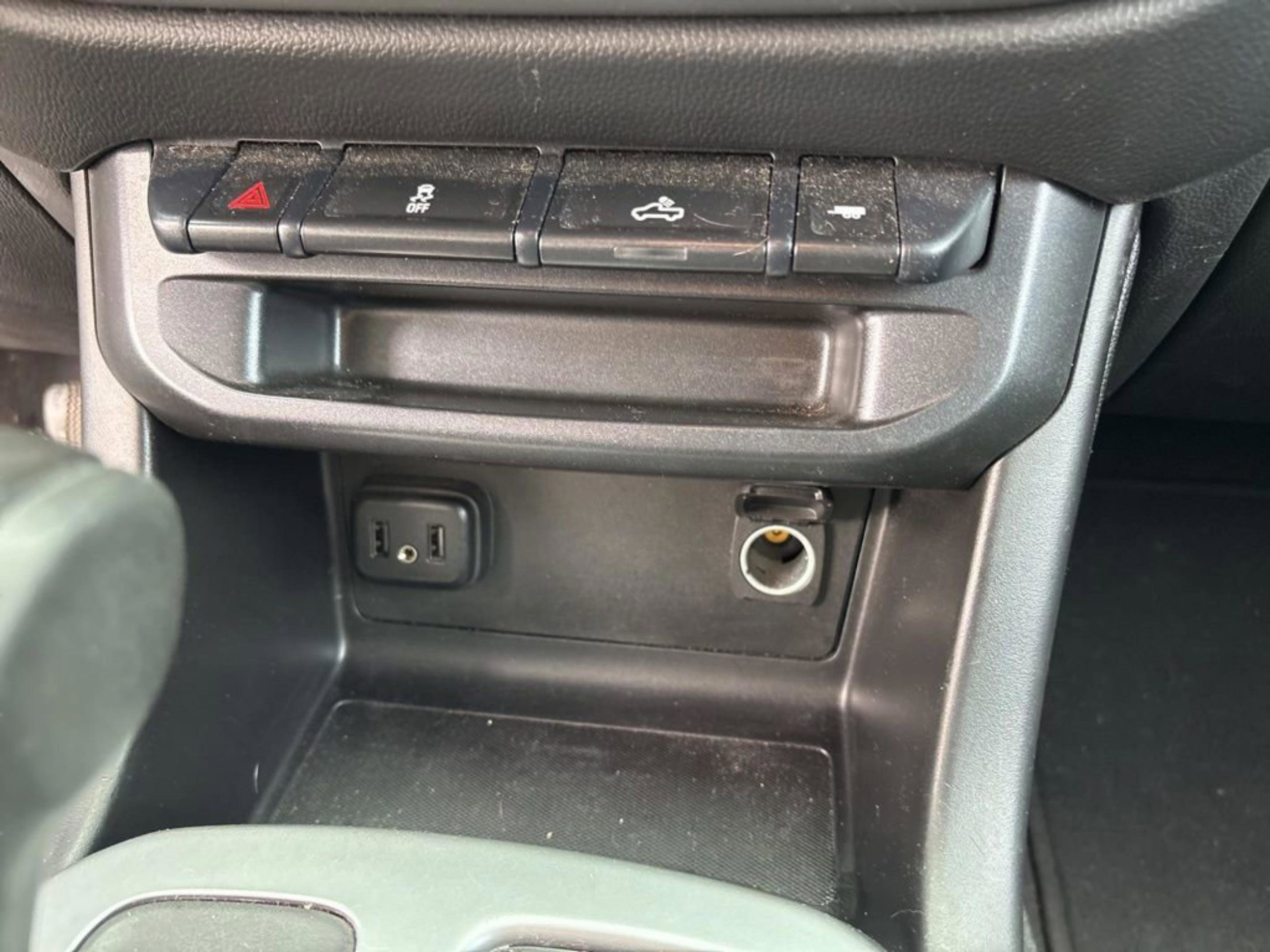 Used 2020 Chevrolet Colorado LT AWD/4WD image 17