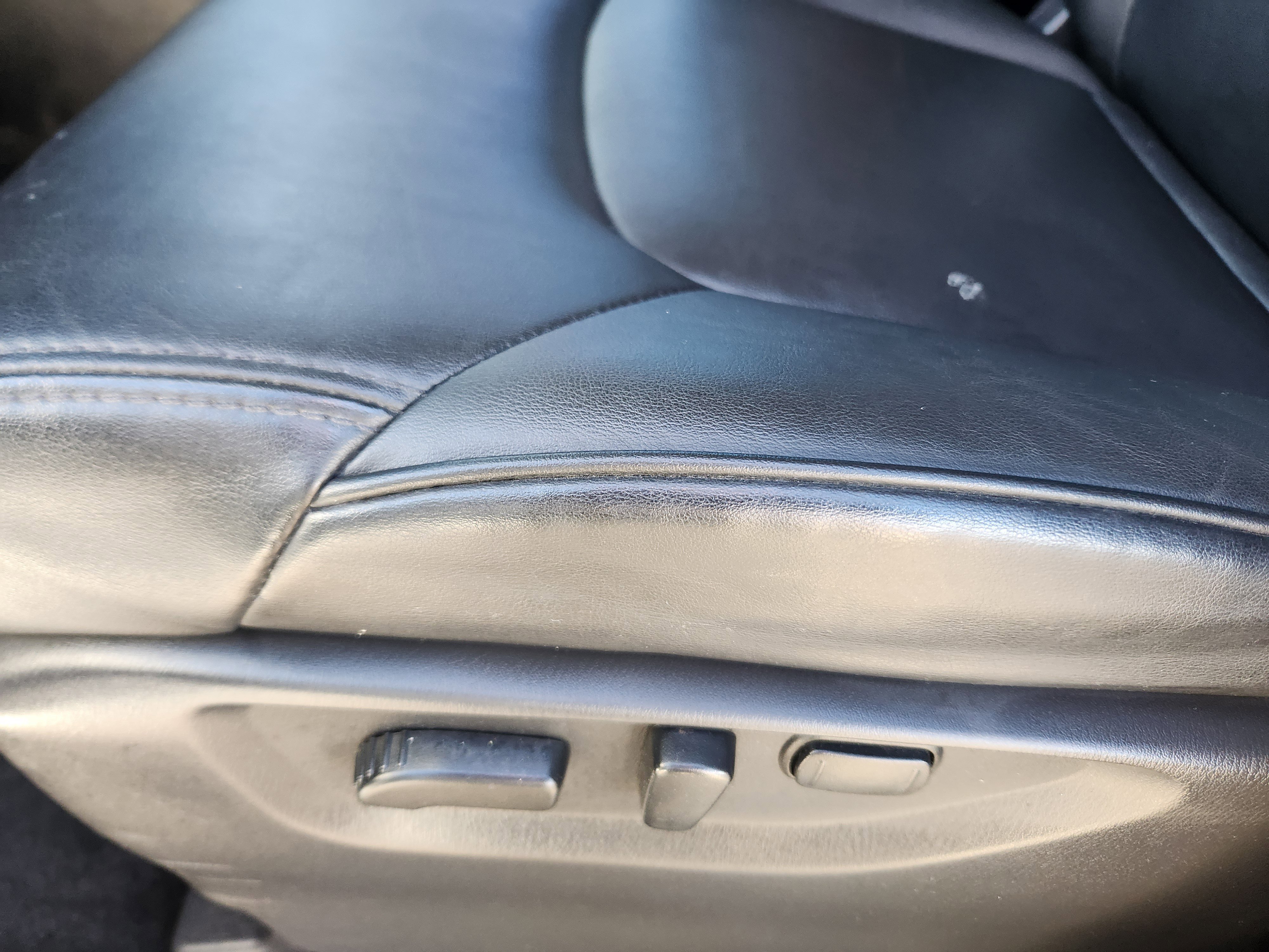 Used 2023 Nissan Armada SV image 18