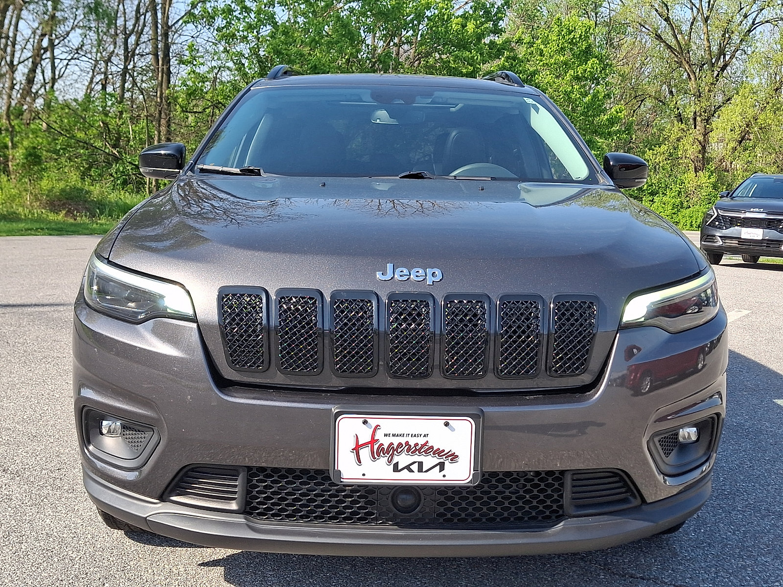 Used 2022 Jeep Cherokee Latitude Lux w/ Sun & Sound Group AWD/4WD image 2