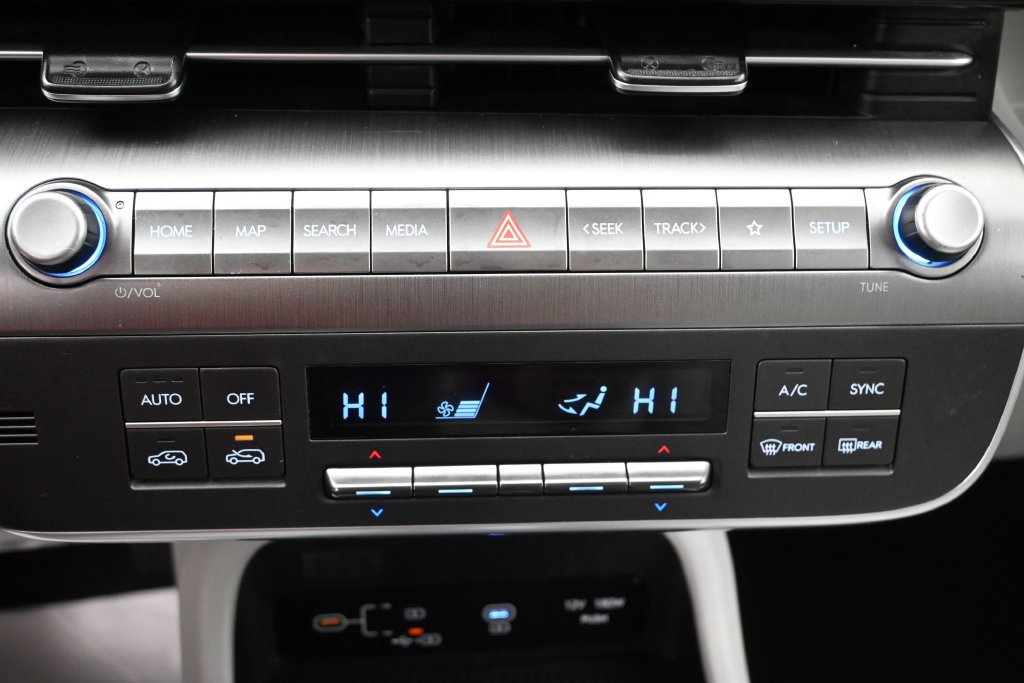 Used 2024 Hyundai Kona SEL AWD/4WD image 20