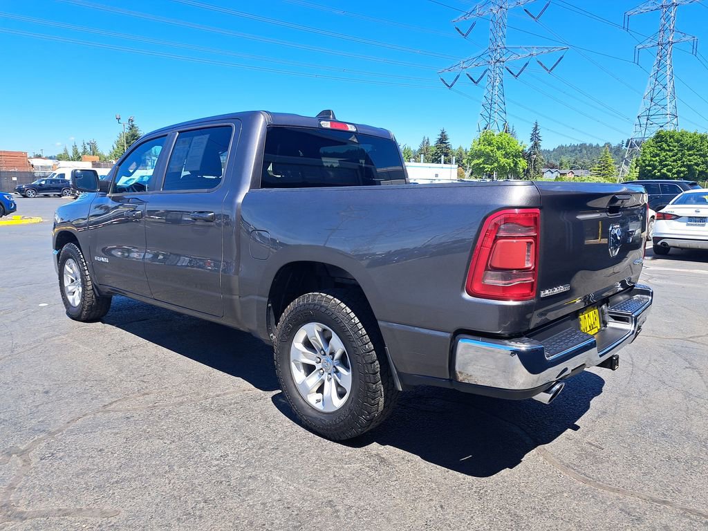 Used 2023 RAM 1500 Laramie AWD/4WD image 3