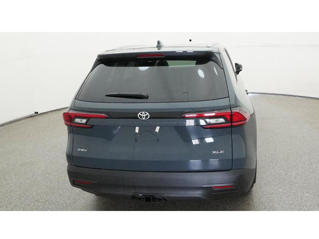 New 2026 Toyota Grand Highlander XLE FWD image 7