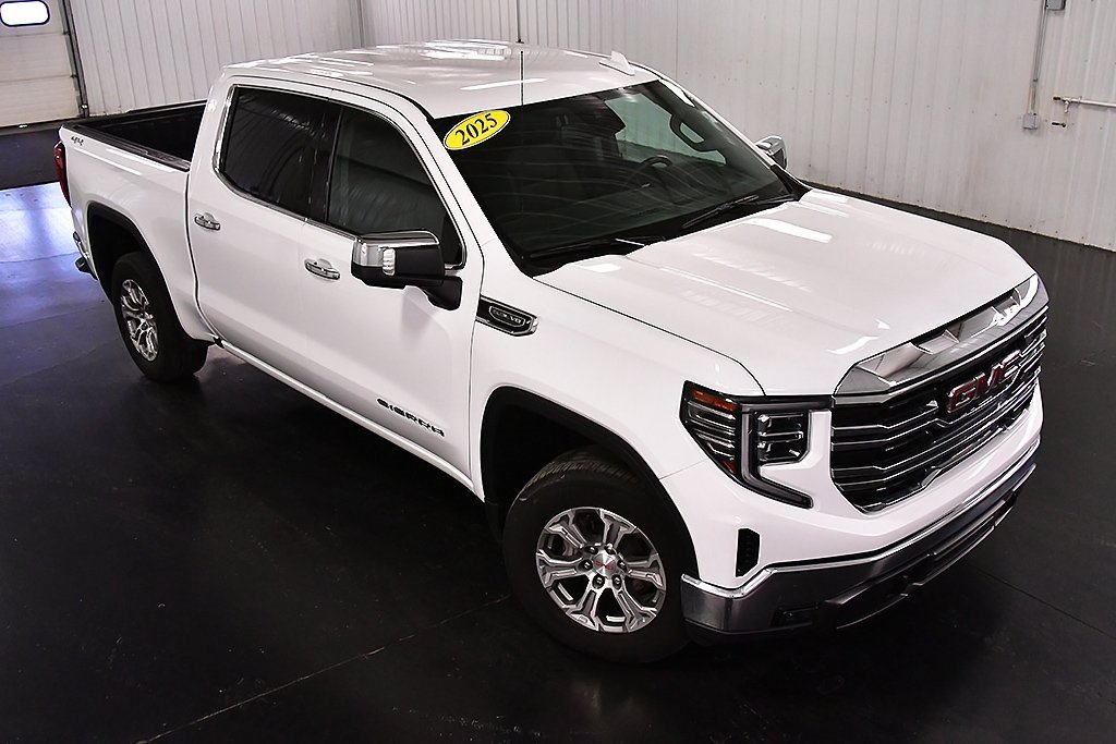 Used 2025 GMC Sierra 1500 SLT image 16