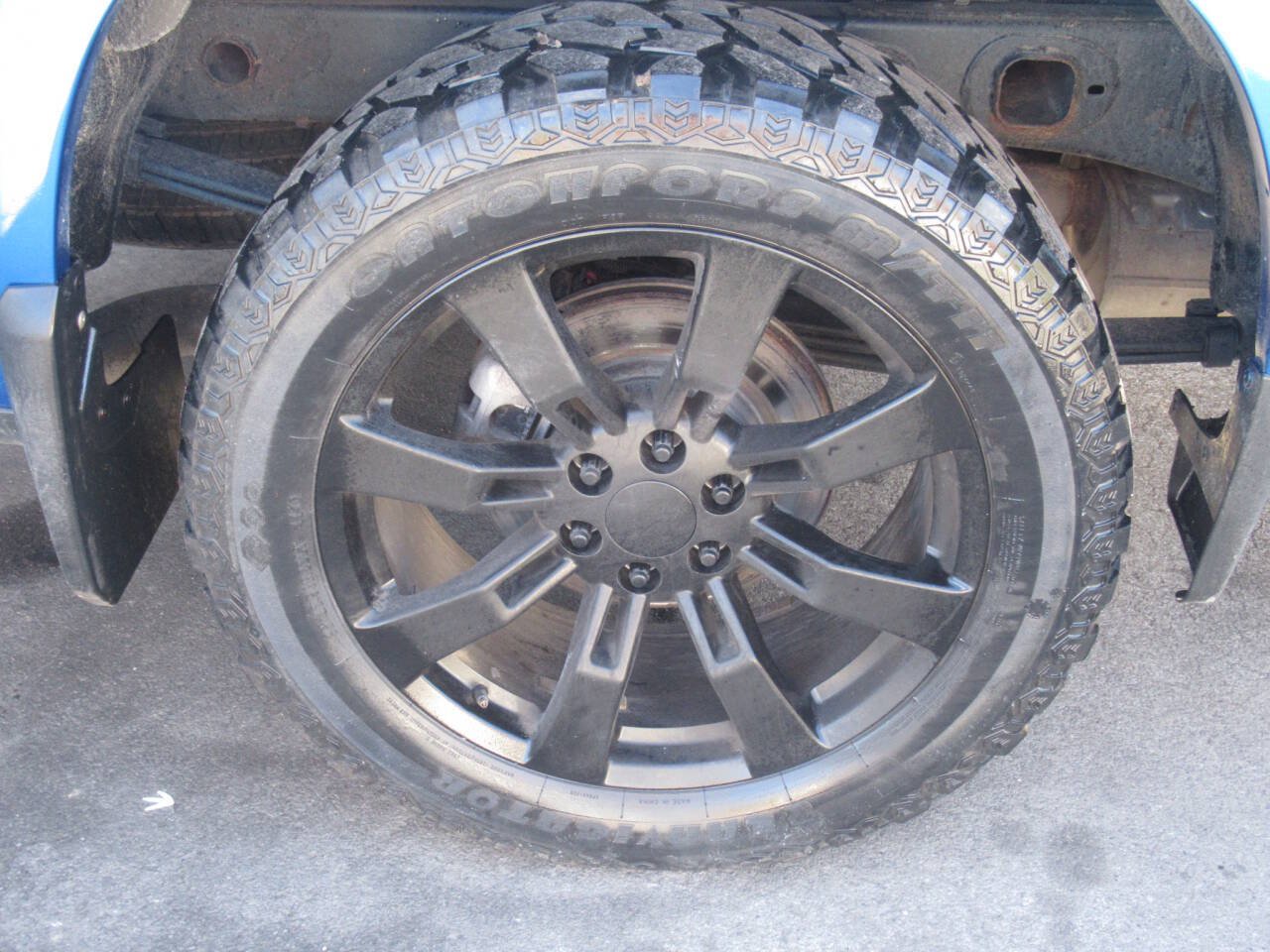 Used 2022 Chevrolet Silverado 1500 Custom AWD/4WD image 6